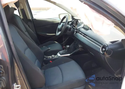 2018 Toyota Yaris Ia из США, поврежденный, VIN 3MYDLBYV5JY302669